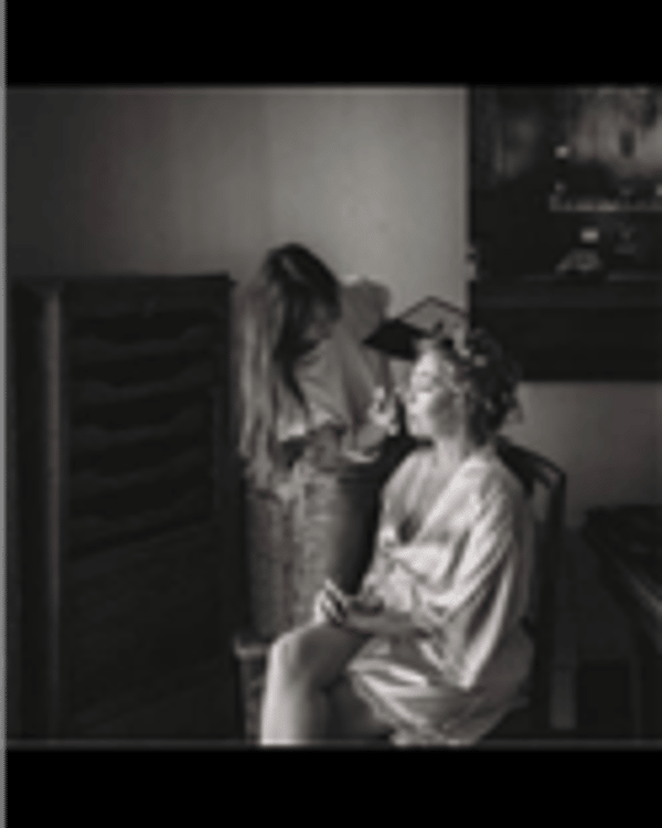IQONS — Makeup Artist, Ίλιον