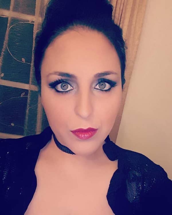 Me dantela kai xarti — Invitations
