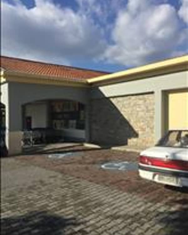 κτημα παπαθανασιου τιμπλαλεξη — Venue, Αλμυρός