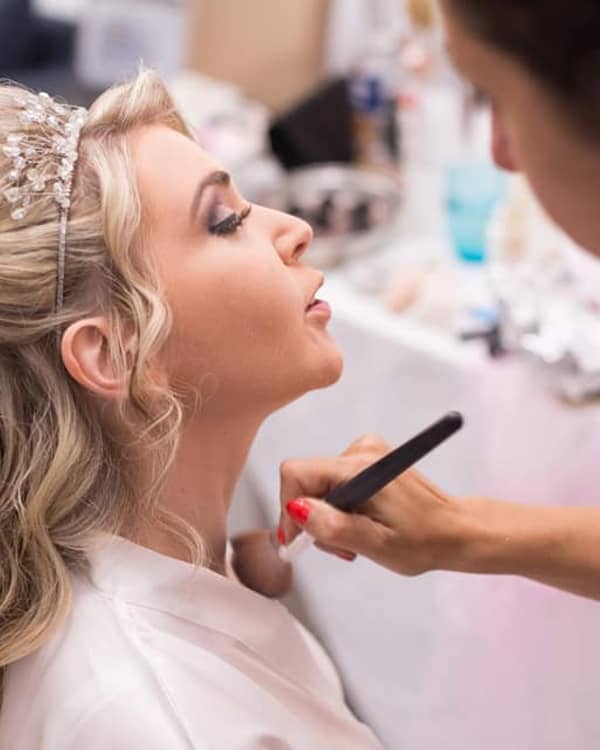 Vaso Stampoli — Makeup Artist, Μεταμόρφωση