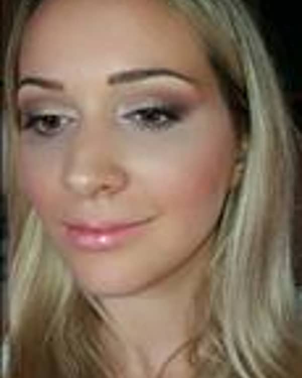 Γωγώ Μυλωνοπούλου — Makeup Artist