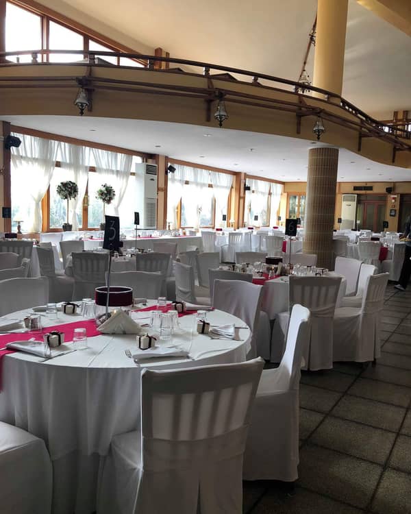 Ταβερνα Λιαμποβας — Venue, Αχαρνές