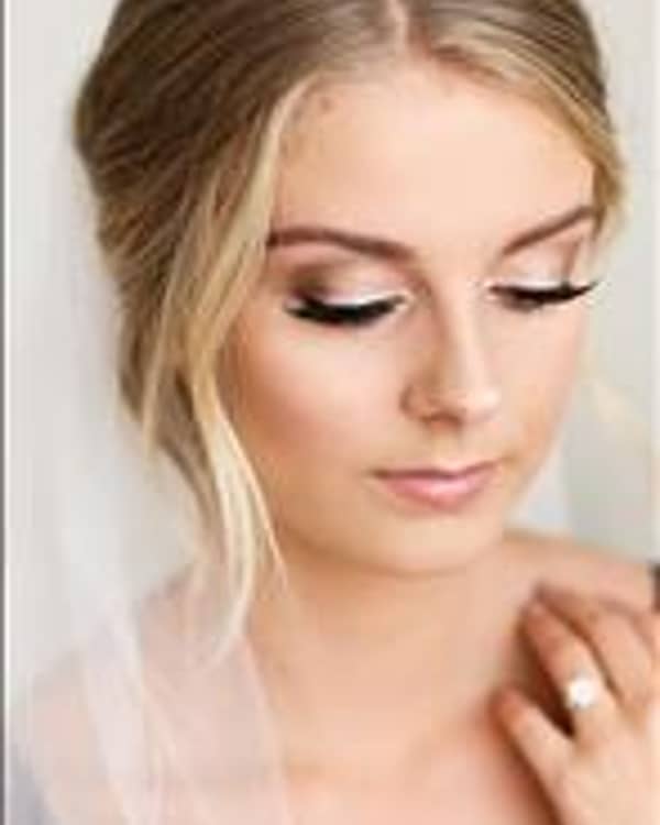ICON BEAUTY — Nail Artist, Πειραιάς