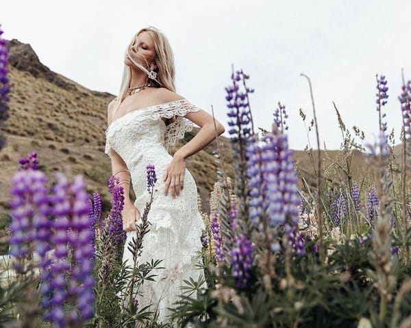 Boho νυφικό 2019 για τις πιο ονειροπόλες με ρομαντική διάθεση!