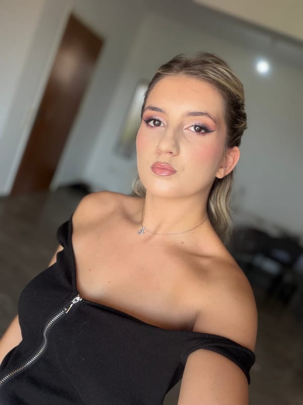 GlowbyDionysia
