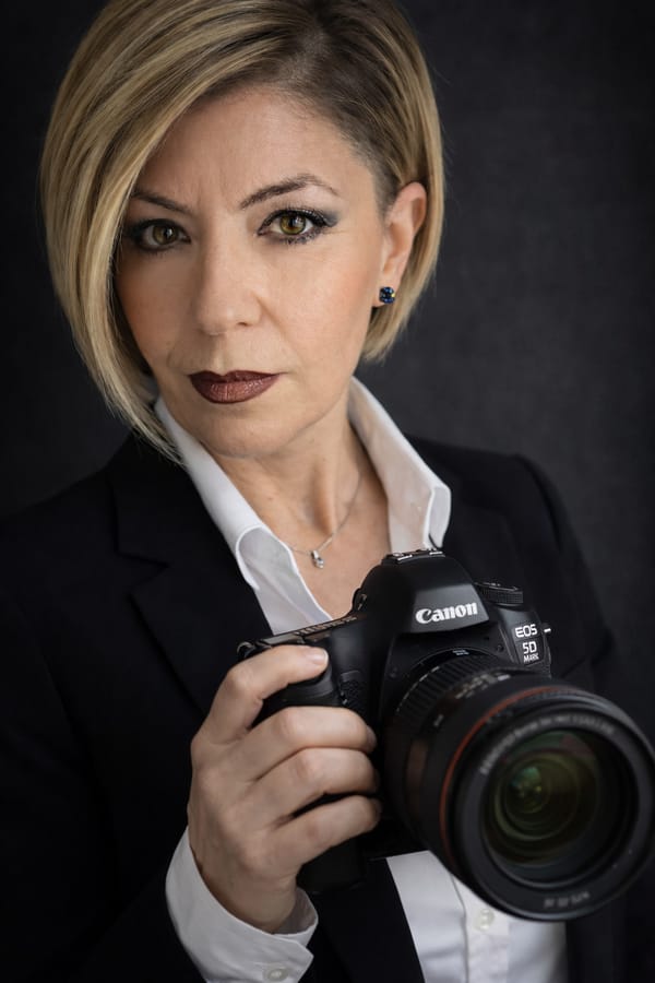 Pose Art Photography