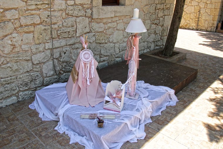 Βάπτιση «Ονειροπαγίδα» σε ροζ μπόχο ύφος — ΔΡΟΣΟΥ ΕΙΡΗΝΗ Eri's Minimal Weddings, Κρήτη (photo 7)