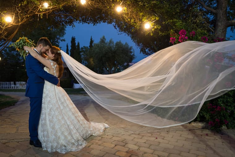Γάμος σε πέτρινο κτήμα με ηλιοτρόπια — Bright Bride Photography (φωτογραφία 11)