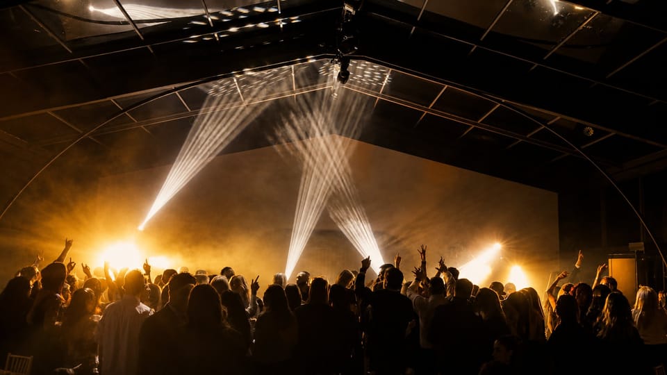 :: MGsound :: wedding Djs - Live Bands - Special Effects - Sound & Lighting Services φωτογραφία 1